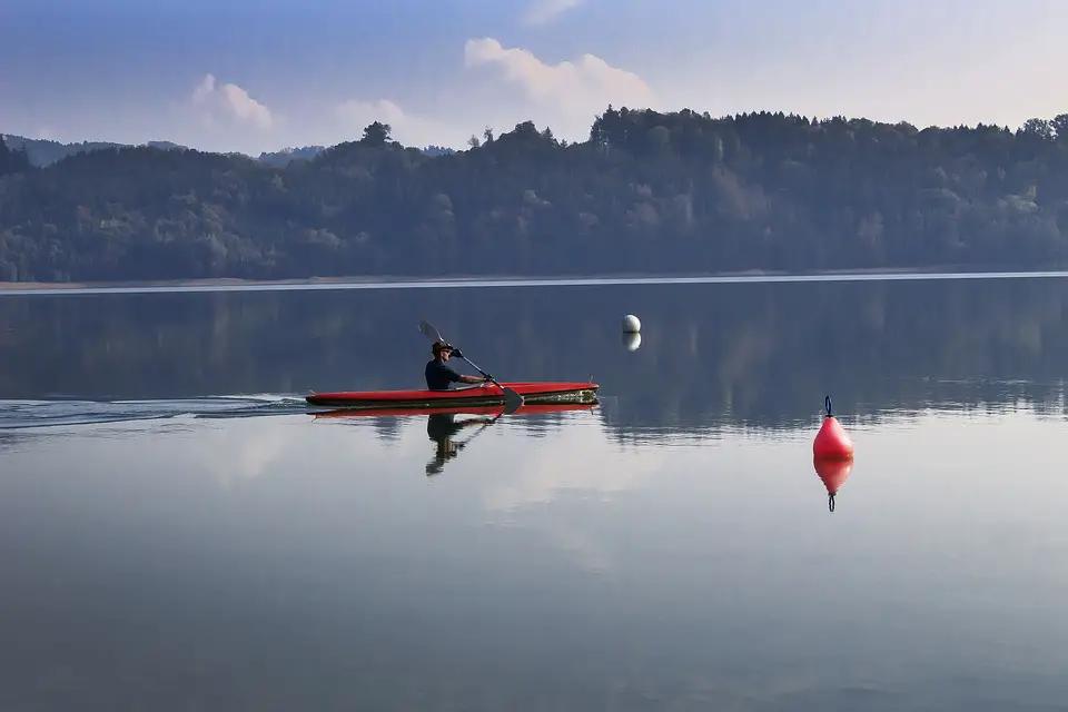 Is a lighter kayak better?